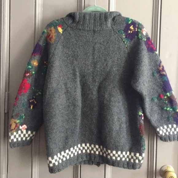 Oversized Chunky Knit Cardigan Sweater - Picture 3 of 8